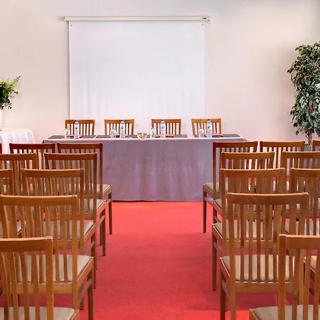 The Originals Boutique, Les Strelitzias מלון