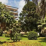 The Originals Boutique, Les Strelitzias 3*