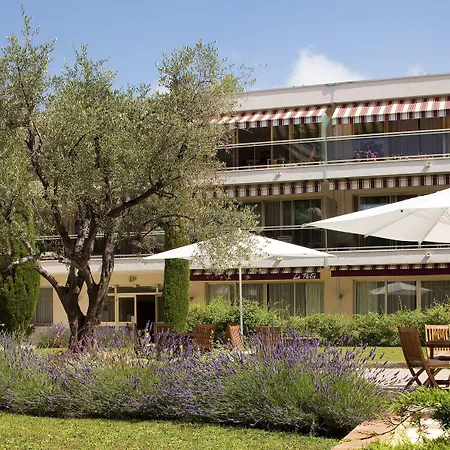 The Originals Boutique, Les Strelitzias Juan-les-Pins