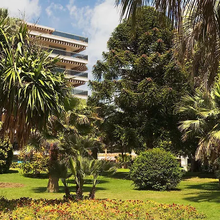 The Originals Boutique, Les Strelitzias 3*