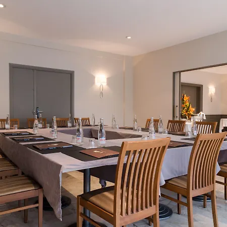 The Originals Boutique, Les Strelitzias Hotel 3*