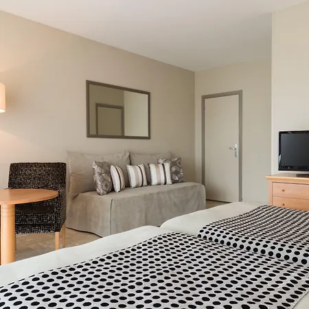 The Originals Boutique, Les Strelitzias Hotell