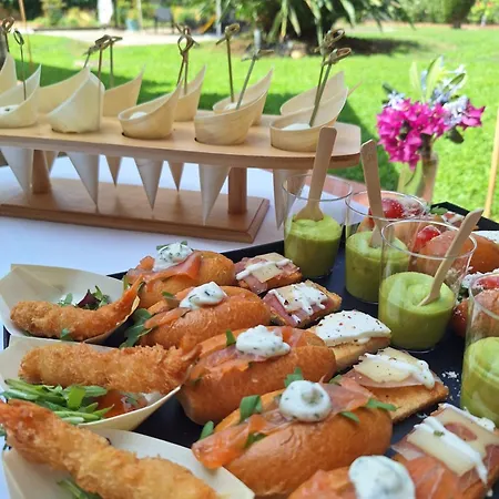 Hotel The Originals Boutique, Les Strelitzias Juan-les-Pins