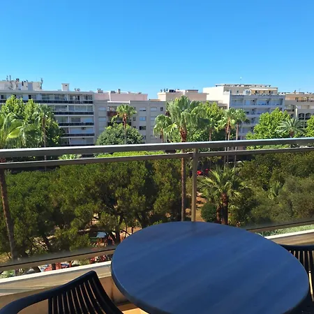 The Originals Boutique, Les Strelitzias 3* Juan-les-Pins