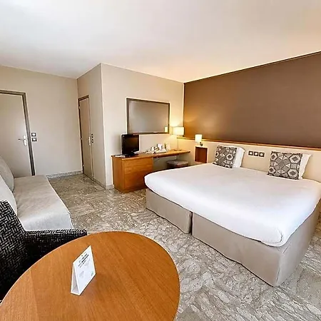 Hotel The Originals Boutique, Les Strélitzias 3*