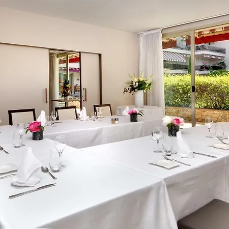 Hotel The Originals Boutique, Les Strelitzias