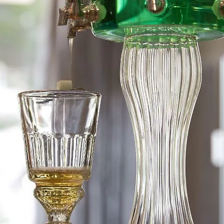 The Originals Boutique, Les Strelitzias Hotel 3*