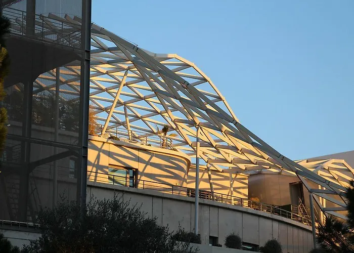 The Originals Boutique, Les Strelitzias 3*